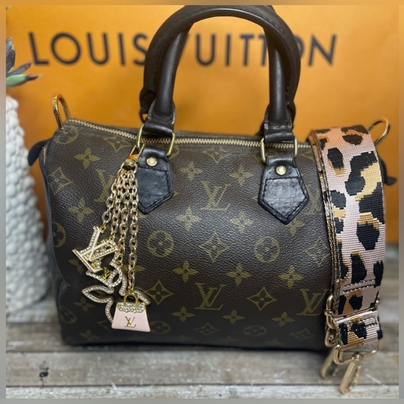 EVERYTHING IN PIC AVAILABLE!! - Picture 13 of 16